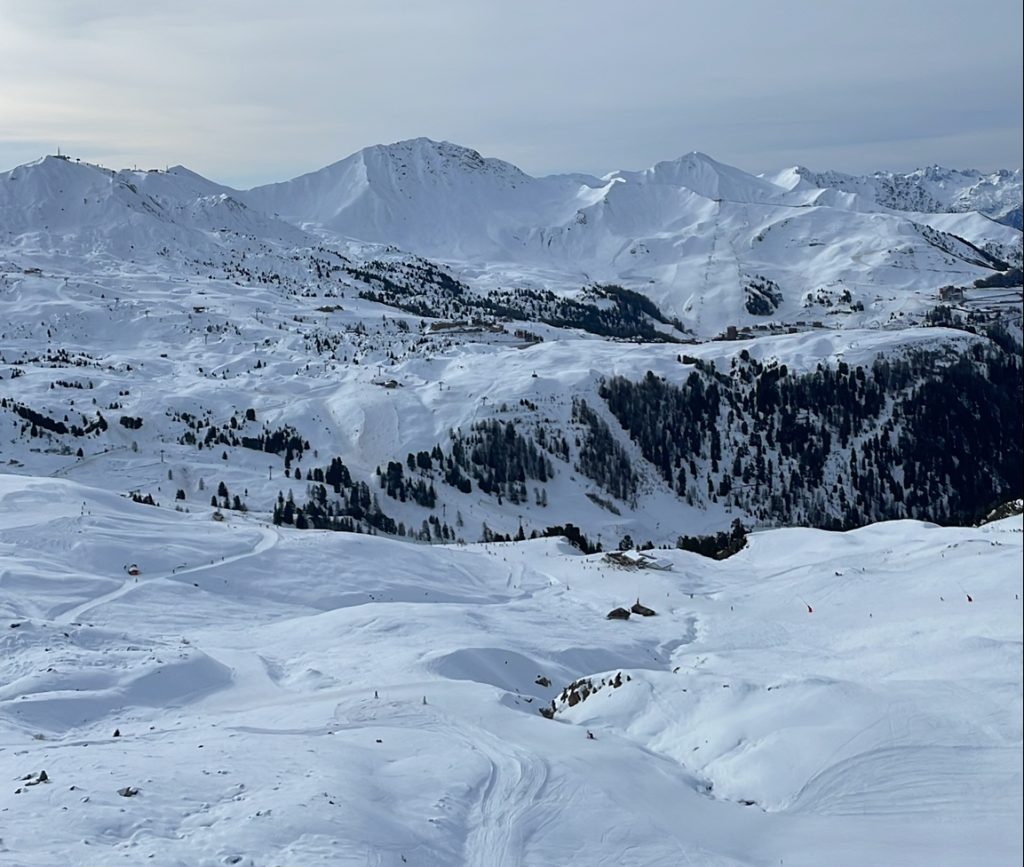 Fresh snow across quiet pistes in January in La Plagne Paradiski
